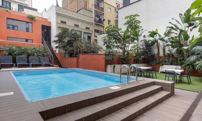 Sant Gervasi Apartamento | Dúplex tranquilo con terraza privada en el barrio de Gracia