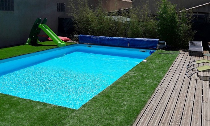 Ceyras Casa | Casa familiar para vacaciones tranquilas