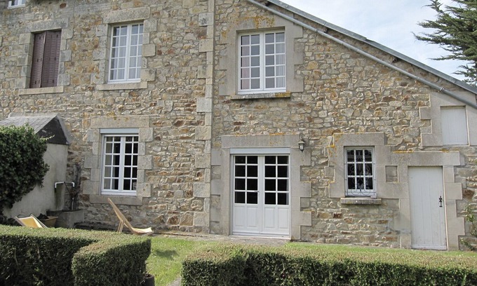 Planguenoual Casa | hogar de la familia tranquila entre el mar y el campo