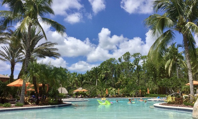 Naples Villa | Quiet family-sized house in stunning Ole at Lely Resort Naples