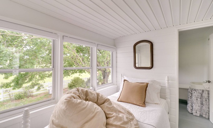 Elkton Casa | Quiet Farmhouse on 77 Acres Near Shenandoah River!