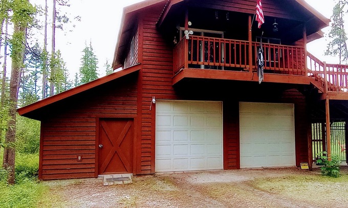 West Glacier Casa | Quiet Getaway for 2 located one mile away from Glacier National Park.