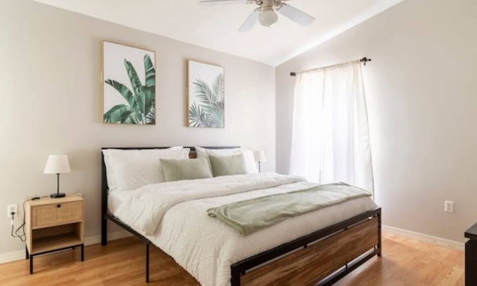 Nichols Casa | Quiet Getaway to Tampa & Orlando