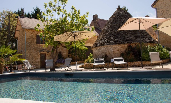 Marquay Cabaña | Quiet gîte with pool and spa in the center of the Périgord Noir golden triangle