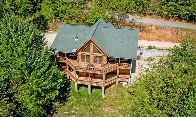 Topton Cabina | Quiet Haven Mountain Top Cabin - 3 Bedroom Cabin w/ Breathtaking Views