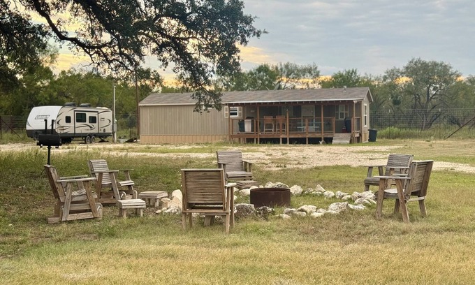 Junction Casa | Quiet home on a fabulous location with access to the river.