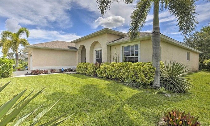 Diplomat Casa | Quiet Home w/ Backyard & Grill in Cape Coral!