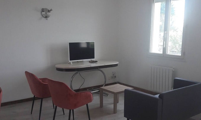 Terminiers Otro | Quiet house in the countryside