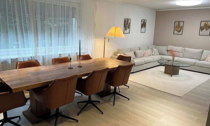Rechklinghausen Sud Apartamento | Quiet house with conservatory and fireplace