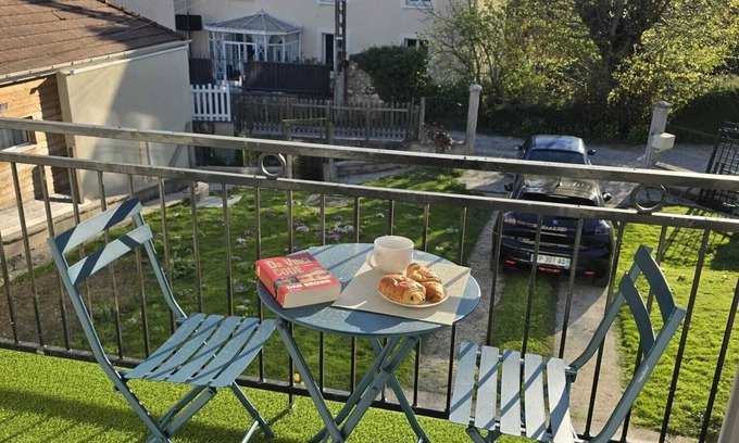 Saint-Thibault-des-Vignes Casa | Quiet house with Jacuzzi near Disney ideal for family or business stay
