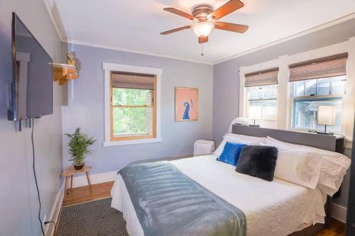Hale Casa | Quiet, Immaculate Denver Home Relax or Work Near Dining & Attractions!