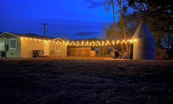 Benton City Casa | Quiet little home surrounded by opportunity