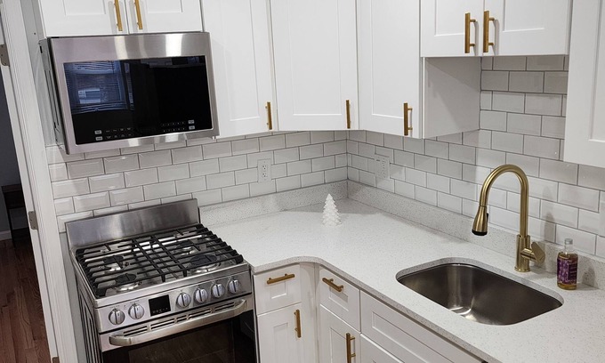 Logan - Ogontz - Fern Rock Apartamento | Quiet location with easy access to transportation