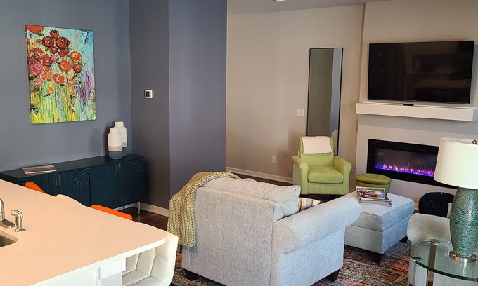 Ankeny Casa | Quiet newer townhome