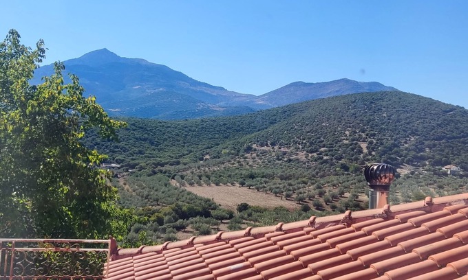 Karya Cabaña | Quiet peaceful cottage in the hills