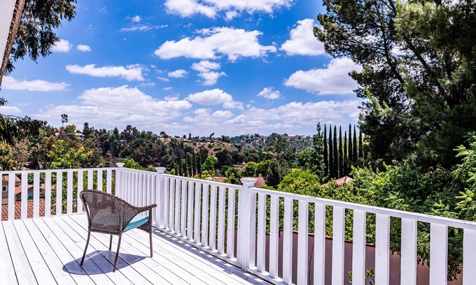 Valle Lindo Casa | Quiet, Private, Hillside, Home to Enjoy, 5br/3ba