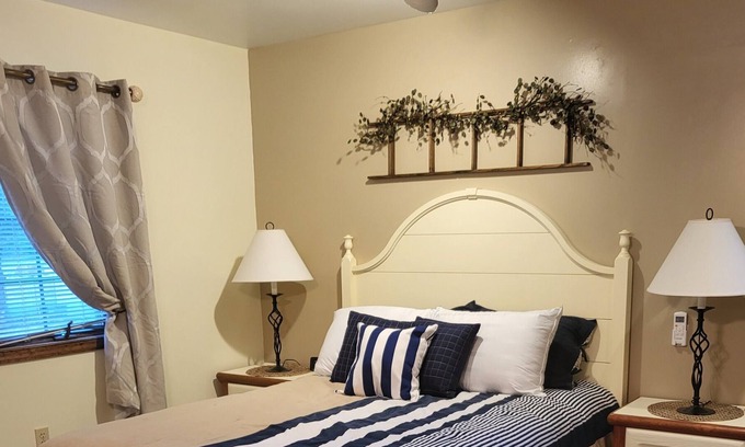 Green Creek Apartamento | Quiet private studio suite 10 min to Cape May and Wildwood.