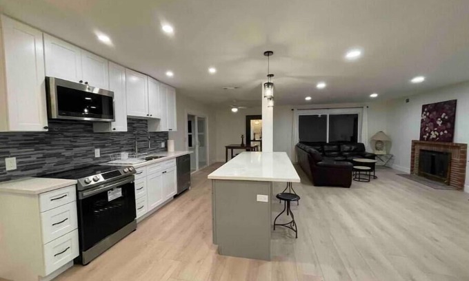 Arden-Arcade Casa | Quiet, relaxing home