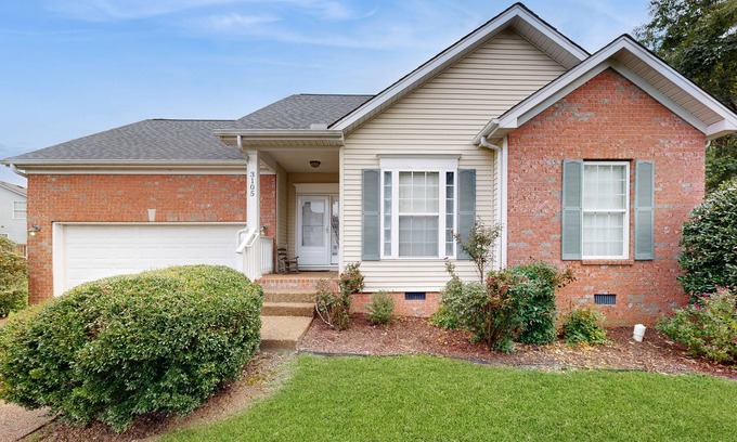 River Trace Casa | Quiet Residential Hideaway w/ Big Backyard - Near Grand Ole Opry