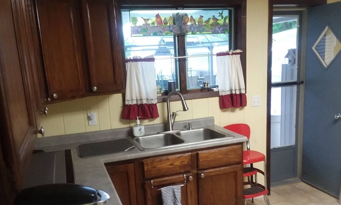 Port Allegany Apartamento | Quiet residential area.