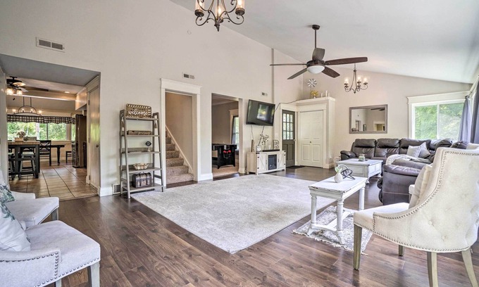 Logan Cabaña | Quiet Rockbridge Cottage ~ 4 Mi to Hocking Hills!