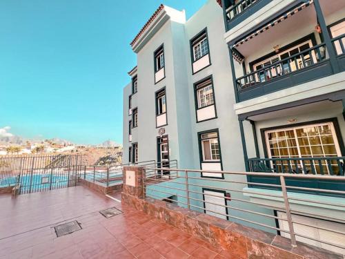 Callao Salvaje Apartamento | Quiet Sunviet Stay, Pool & Morning Sun Balcony CS021