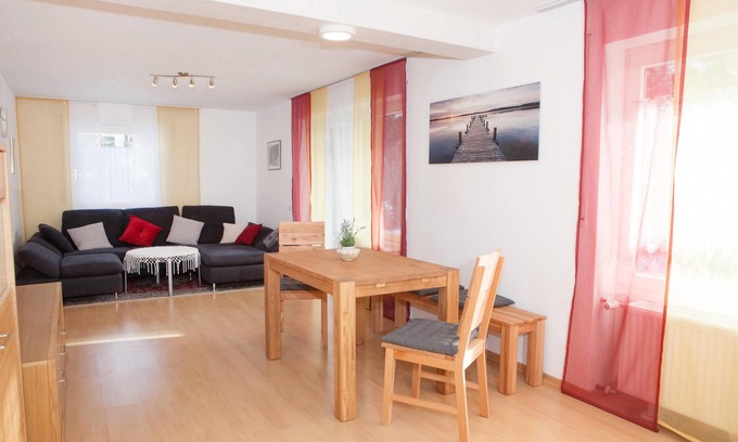 Fuessen Apartamento | Tranquilo, TV, WiFi, terraza, lago, parking.
