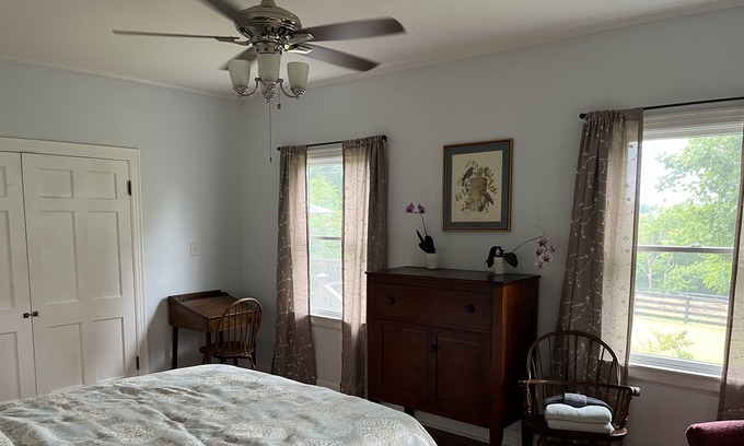 Lexington Casa | Quiet Two Bedroom House