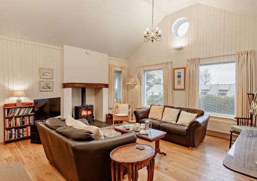 Constantine Bay Casa | Quillets