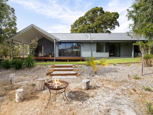 Quindalup Casa | Quindalup's Lot 104 - Your Perfect Family Escape