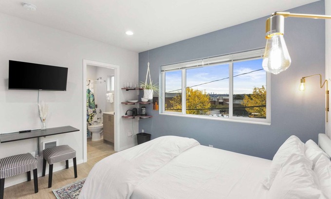 Whittier Heights Casa | Quinn's sweet suite - Micro Studio - 91Walkscore