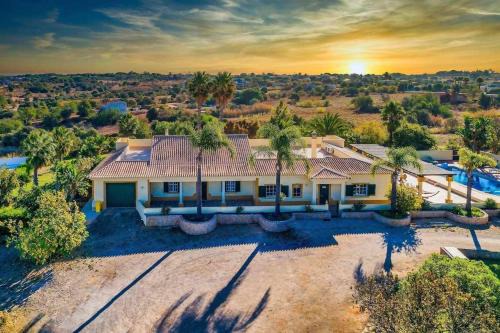 Lagoa e Carvoeiro Casa | Quinta Amoreira
