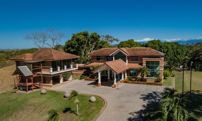 Esparza Casa | Quinta La Karpa