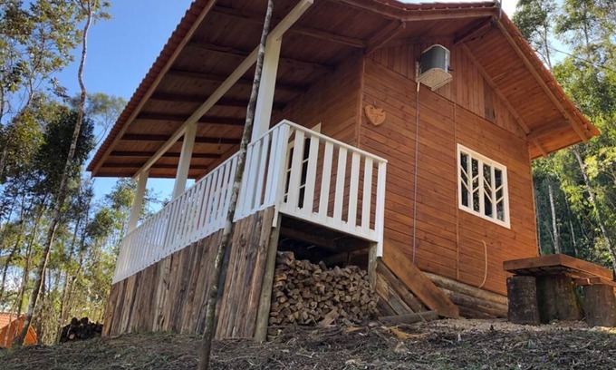 Alfredo Wagner Cabina | Quinta da Vó Sônia Cabins. Cabana Alegria.