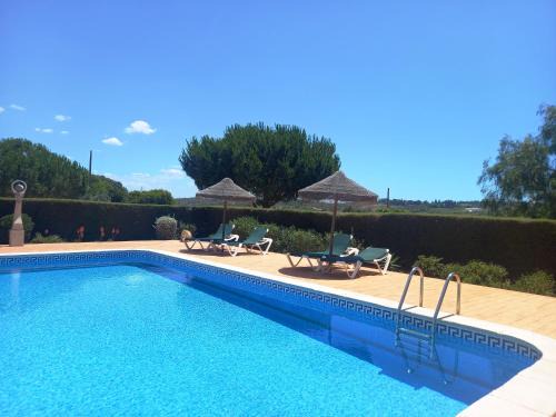 Alfarrobeira Casa | Quinta das AVES - Apartamento T2 com Piscina Comum