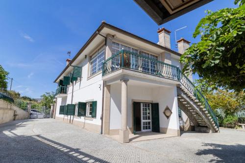 Molares Apartamento | Quinta do Fontanário by LovelyStay