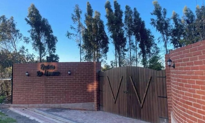 Ambato Casa | Quinta La Morena, Country house with pool and bbq