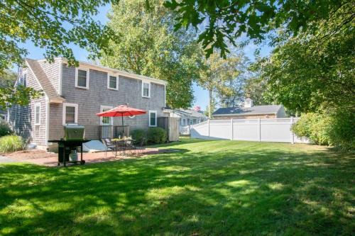 Chatham Casa | Quintessential Cape directly on the Cape Cod Rail Dog Friendly