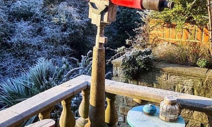 Robin Hood's Bay Apartamento | Quirky and quaint beckside cottage situated in smugglers village (pet friendly).