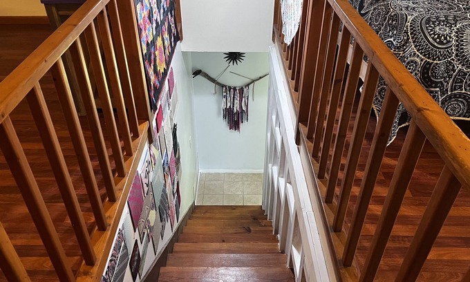 Mount Dora Casa | Quirky, Handmade, Embraces Creativity Nature. Minutes from Downtown Mount Dora.