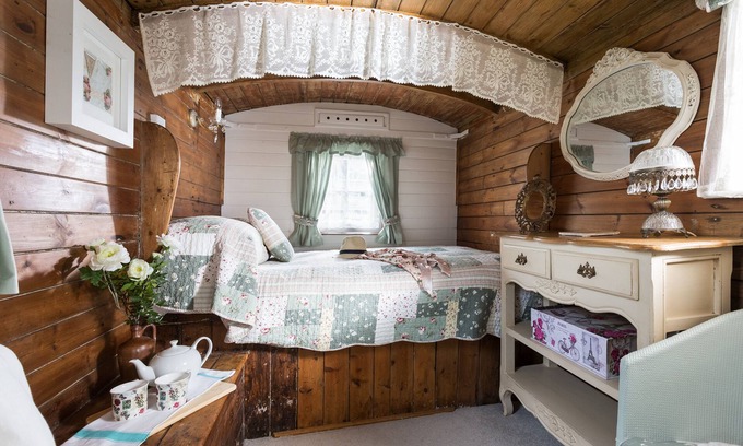 St Issey Cabaña | casa peculiar con dormitorios cabaña de pastores románticas 'y el jardín muy cerca de Padstow