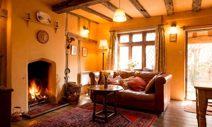 Hadleigh Cabaña | The Old Monkey, a quirky bolthole on the edge of a historic Market Town