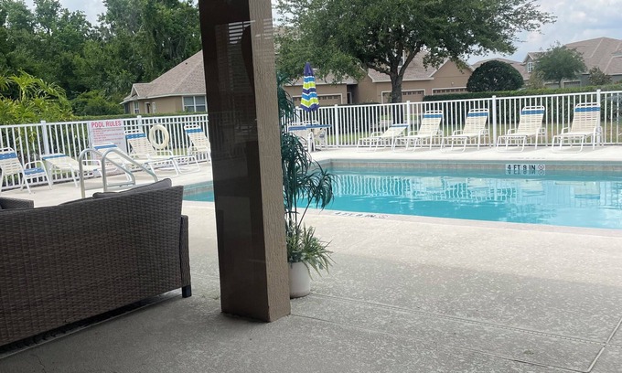 Nichols Casa | Quit, Cozy and comfy room, located in S Lakeland, between Orlando and Tampa
