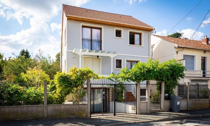 Villeneuve-le-Roi Apartamento | Résidence Artemis
