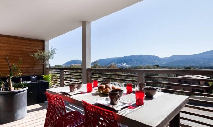 Porto-Vecchio Apartamento | Résidence Cita di Sali by Interhome
