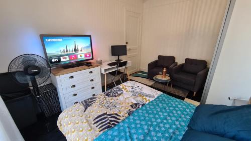 Colombes Casa | Résidence Cosy, chambre privée non mitoyenne avec serrure dans un appartement de 50 m carrés