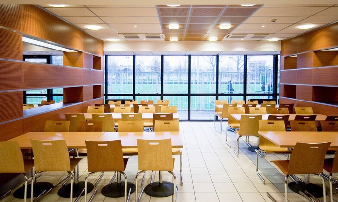 Python Duvernois Cama Y Desayuno | Résidence Internationale de Paris