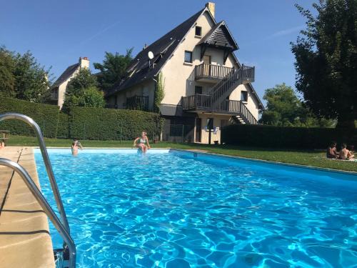 Saint-Arnoult Apartamento | Résidence le Manoir du Mont Canisy Piscine & Tennis