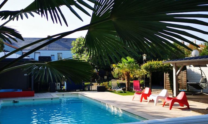 La Roche-sur-Yon Apartamento | Résidence Les Alizés 'JACCUZI SAUNA PISCINE en plein centre ville"