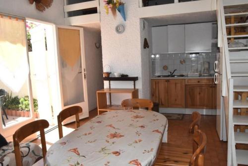 Port Leucate Villa | Résidence Les Leucatines 1 - VILLA T2 MEZZANINE 6 couchages PORT LEUCATE MAE-7184